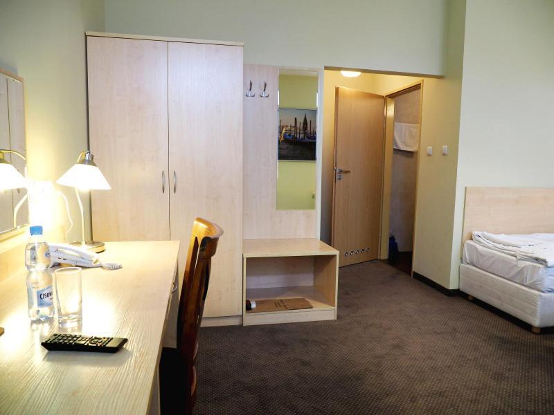 Hotel Eco Łowicz Eksteriør billede