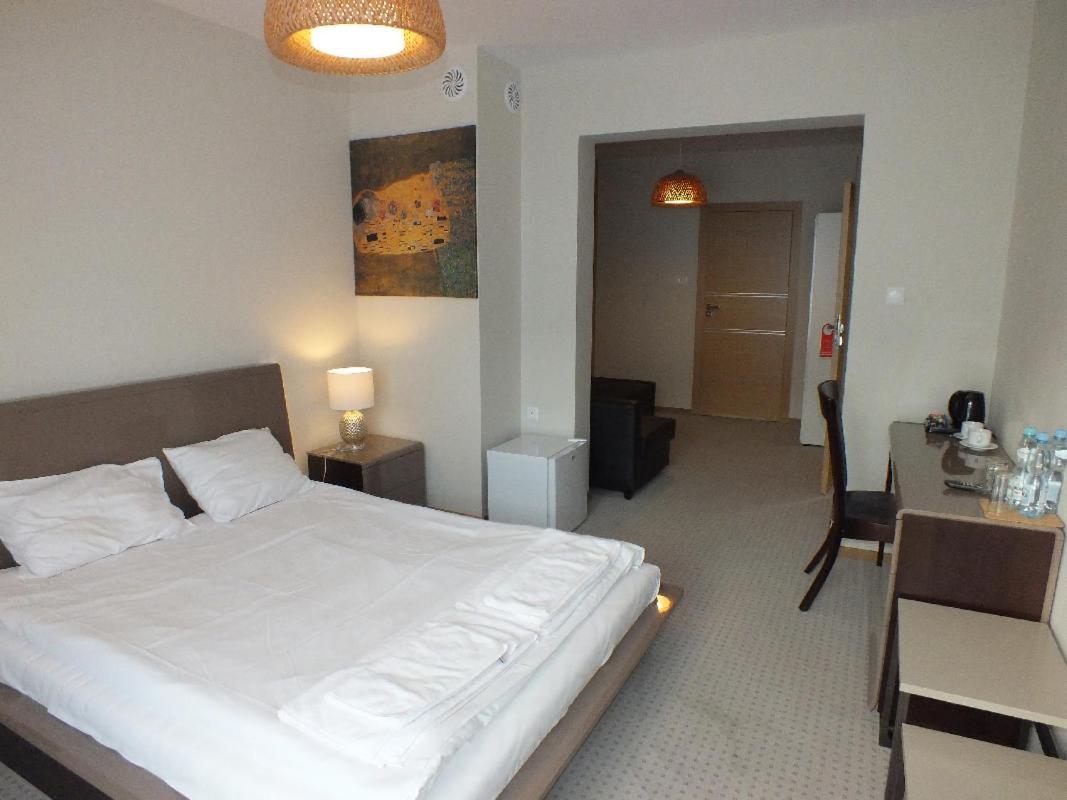 Hotel Eco Łowicz Eksteriør billede
